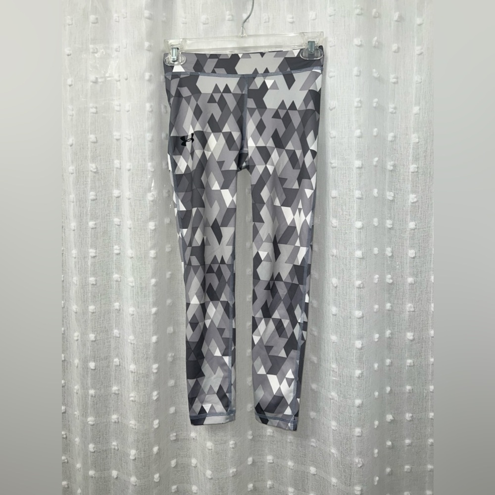 Under Armor youth large full length leggings